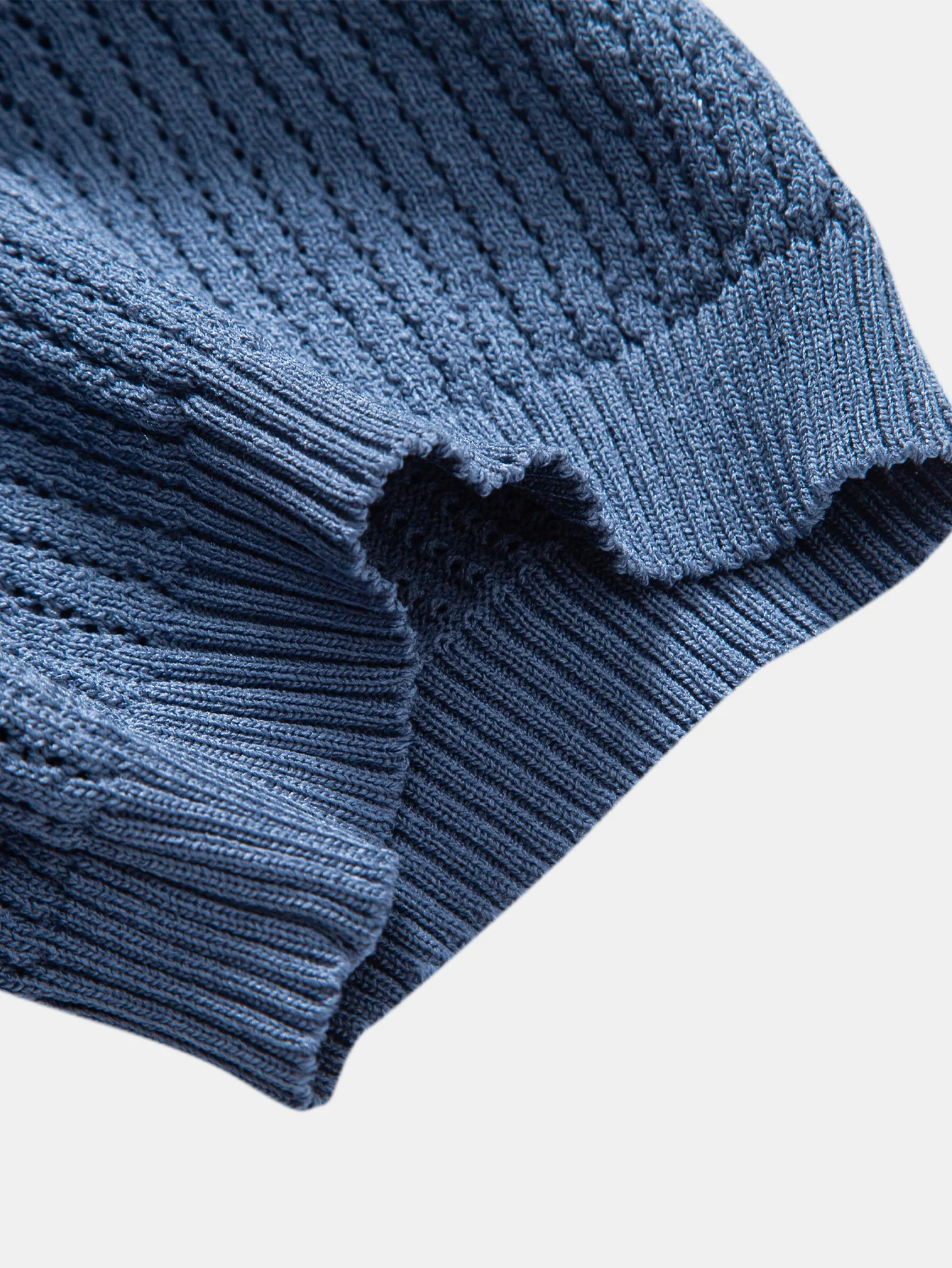 Strukturierte gehäkelte Poloshirts aus Strickstoff - Image 12