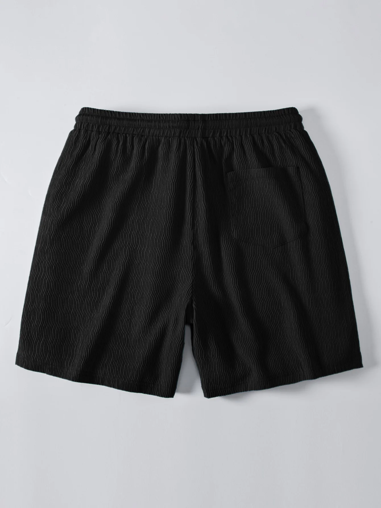 Textured Seersucker Short Sleeve Shirt & Drawstring 6“ Shorts Set - Image 15