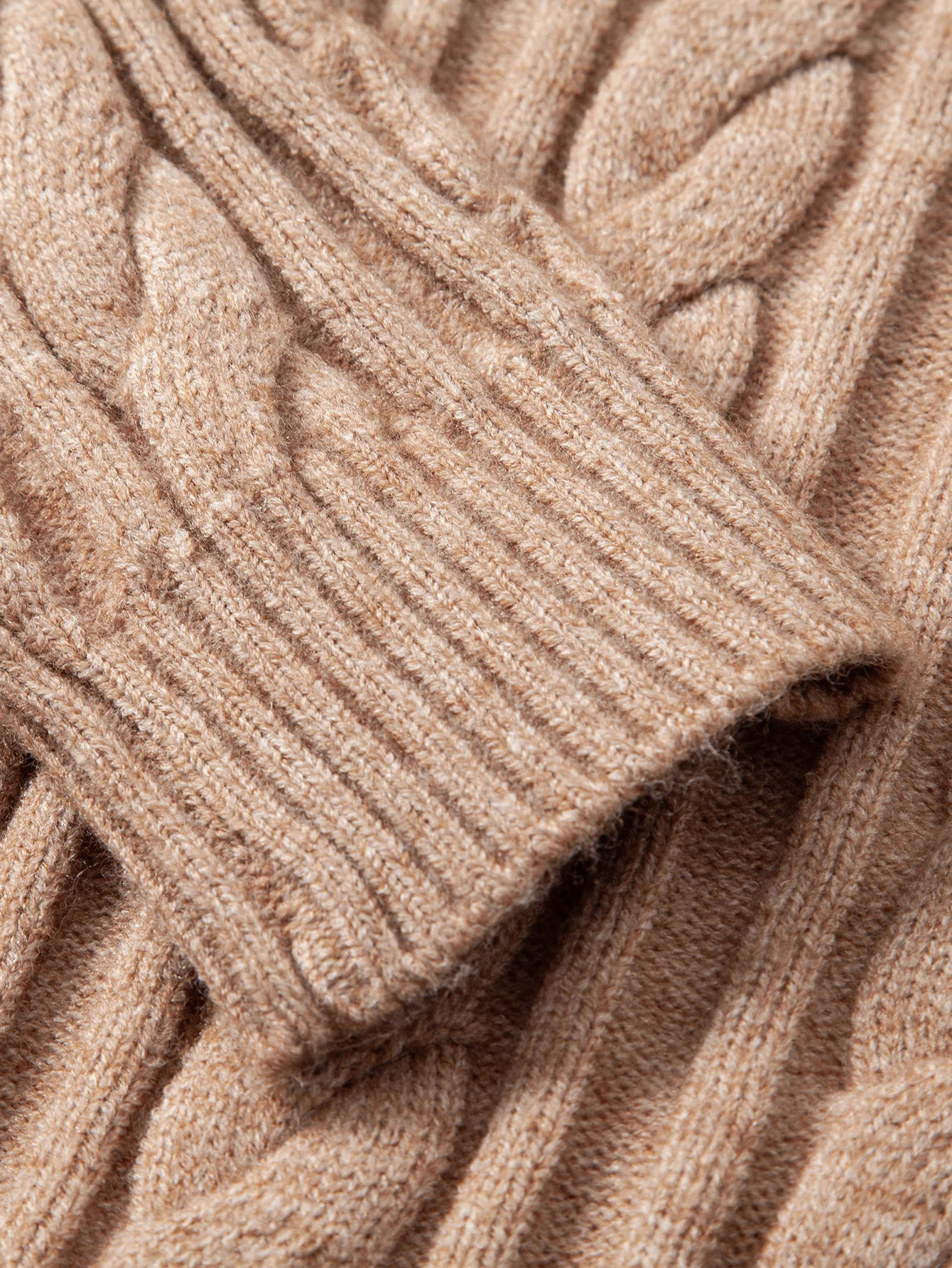 Twist Jacquard Pullover mit Rundhalsausschnitt - Image 12