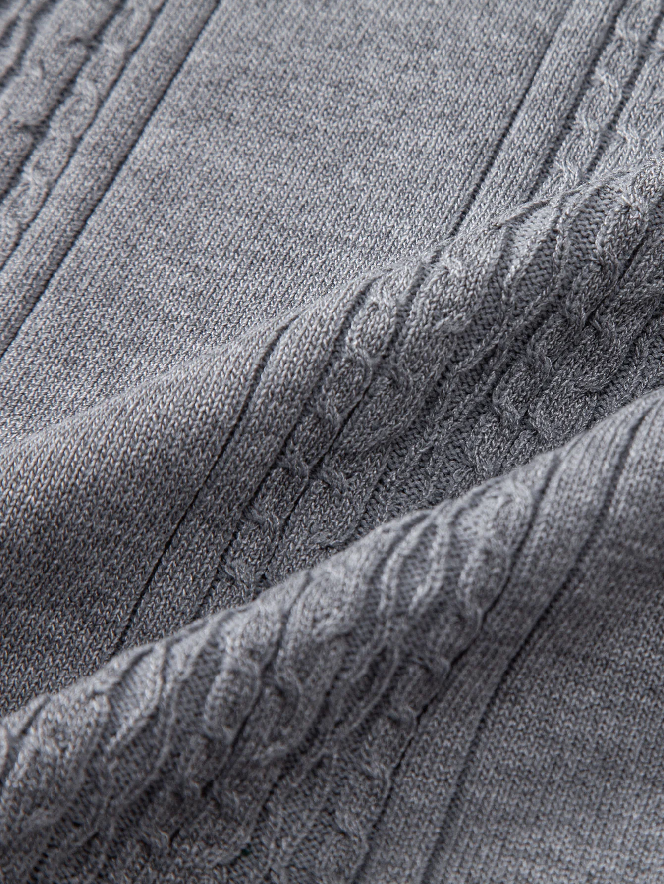 Twist Jacquard gestricktes Poloshirt mit Reißverschluss - Image 13