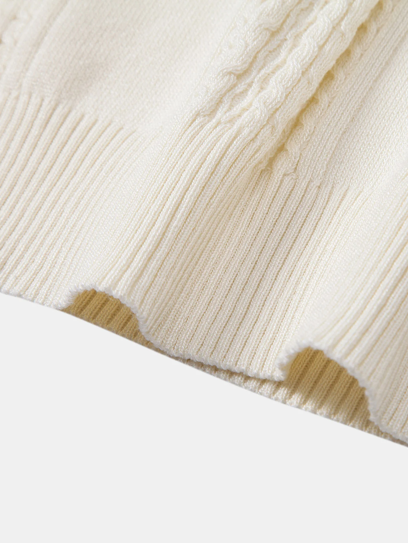 Twist Jacquard Strick-Poloshirts mit Reißverschluss & Slim Fit konisch zulaufende Hose - Image 9