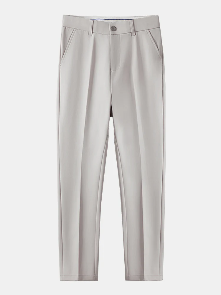 Schmal geschnittene, konisch zulaufende Hose - Image 20