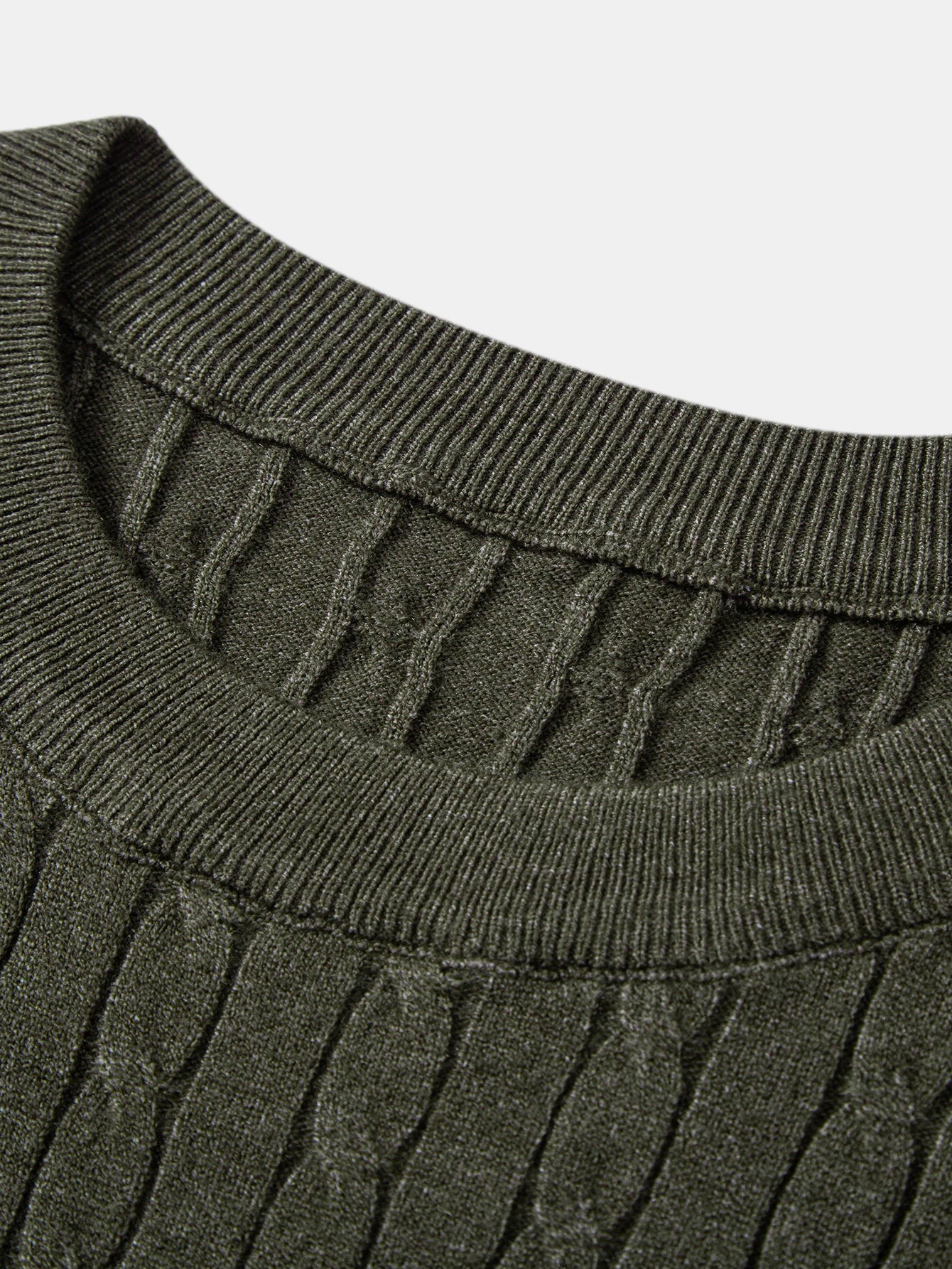 Twisted Jacquard Crew Collar Knit T-Shirt - Image 15