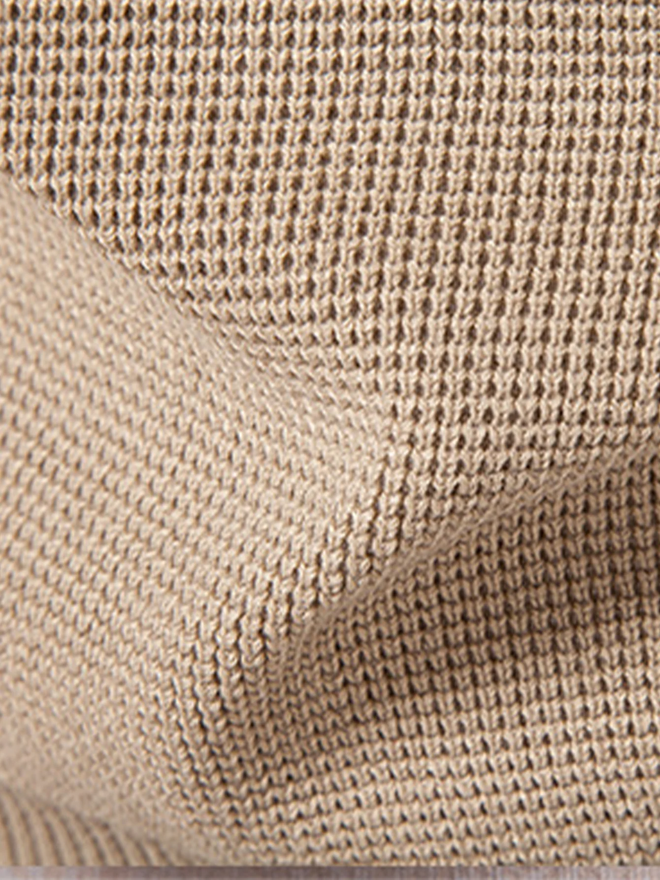 V-Neck Knit Vest - Image 10