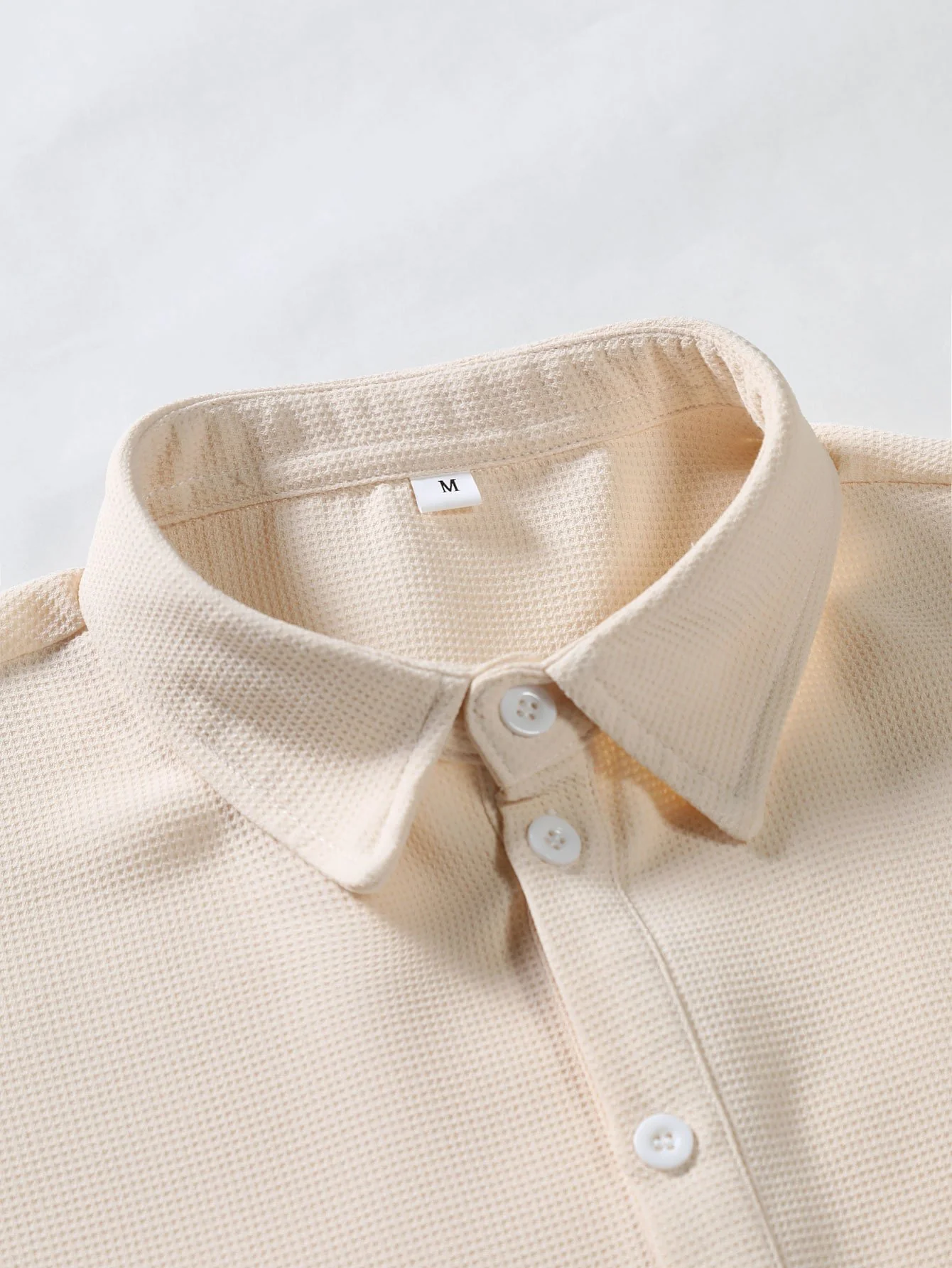 Waffel-Polo-Kragen-Shirt - Image 3