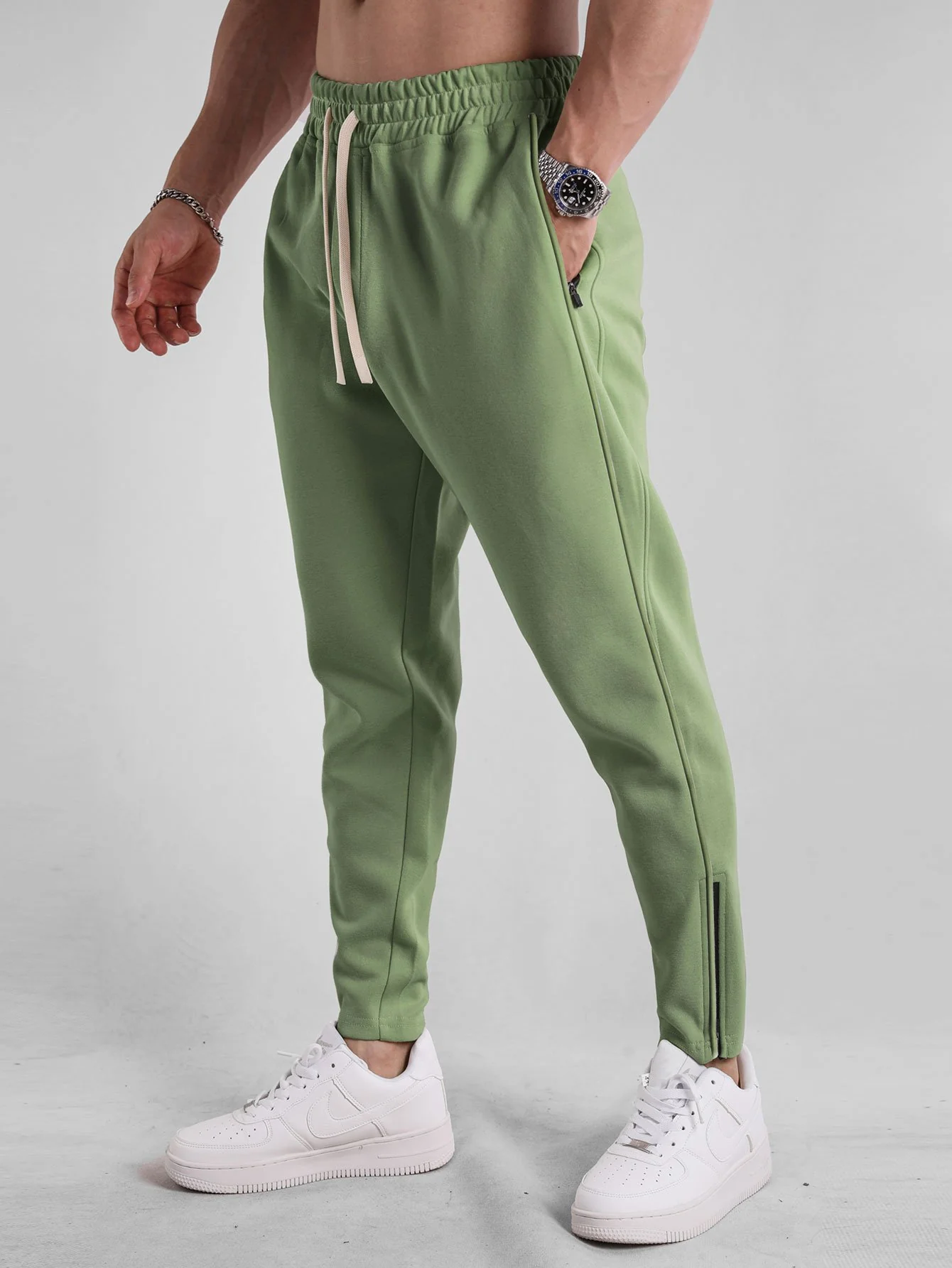 Zip-Hem-Jogginghosen - Image 8